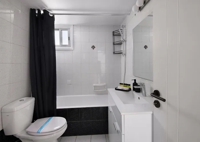 Urban 10 - 2 Bdr * 니코시아