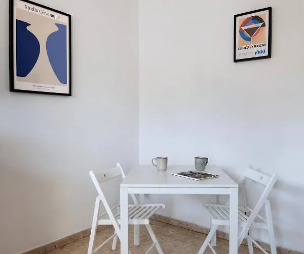 Urban 10 - 2 Bdr Apartament